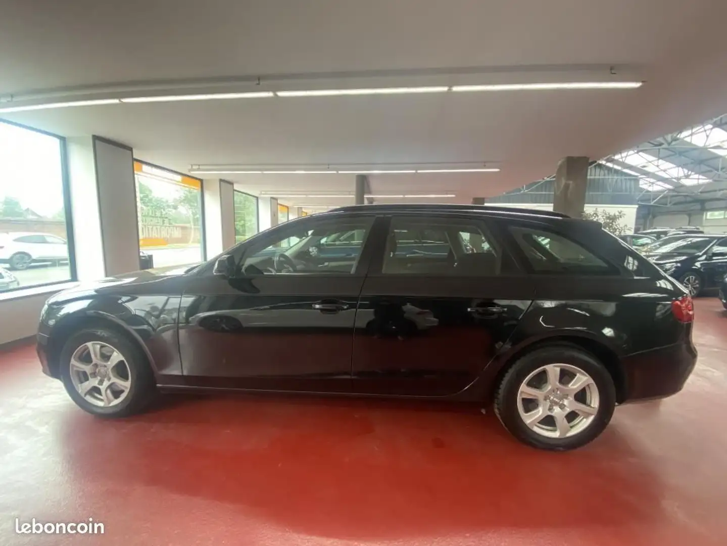 Audi A4 1.8 TFSI 160CV 2011 BREAK Business line PHASE 2 Negro - 2