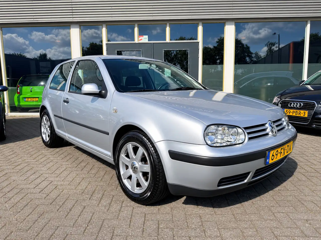 Volkswagen Golf 2.0 Trendline, foto 1