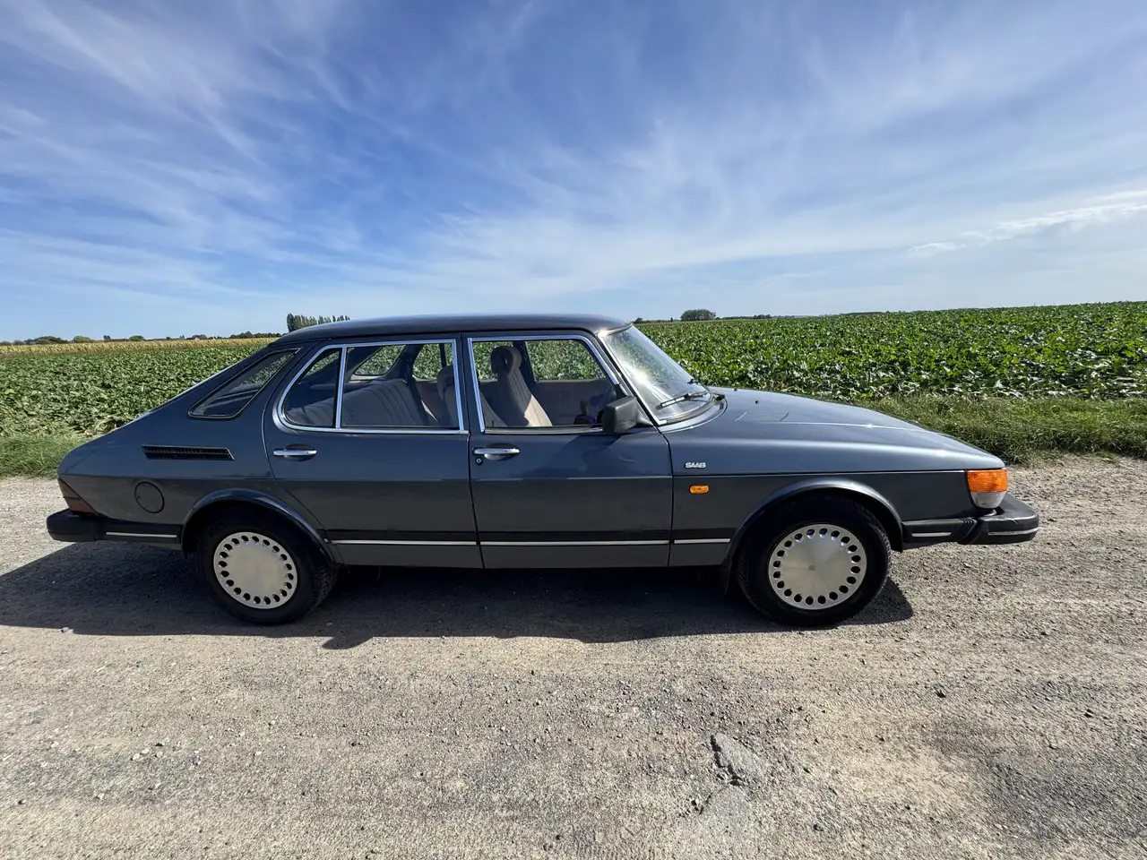 Saab 900, foto 4