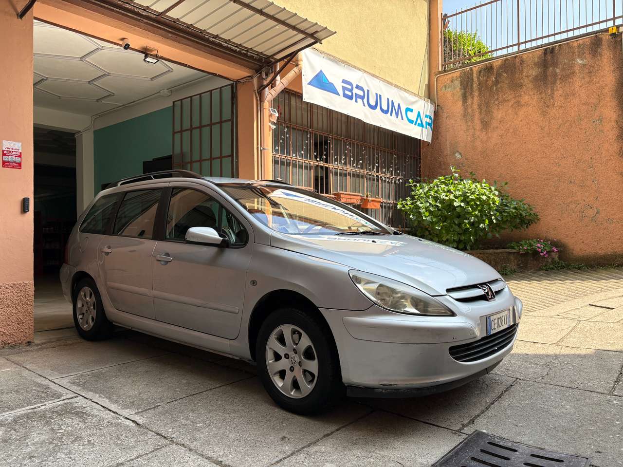 Peugeot 307 SW SW 2.0 hdi XR  UNICO PROPRIETARIO OTTIME CONDIZIONI PERFETTAMENTE FUNZIONANTE