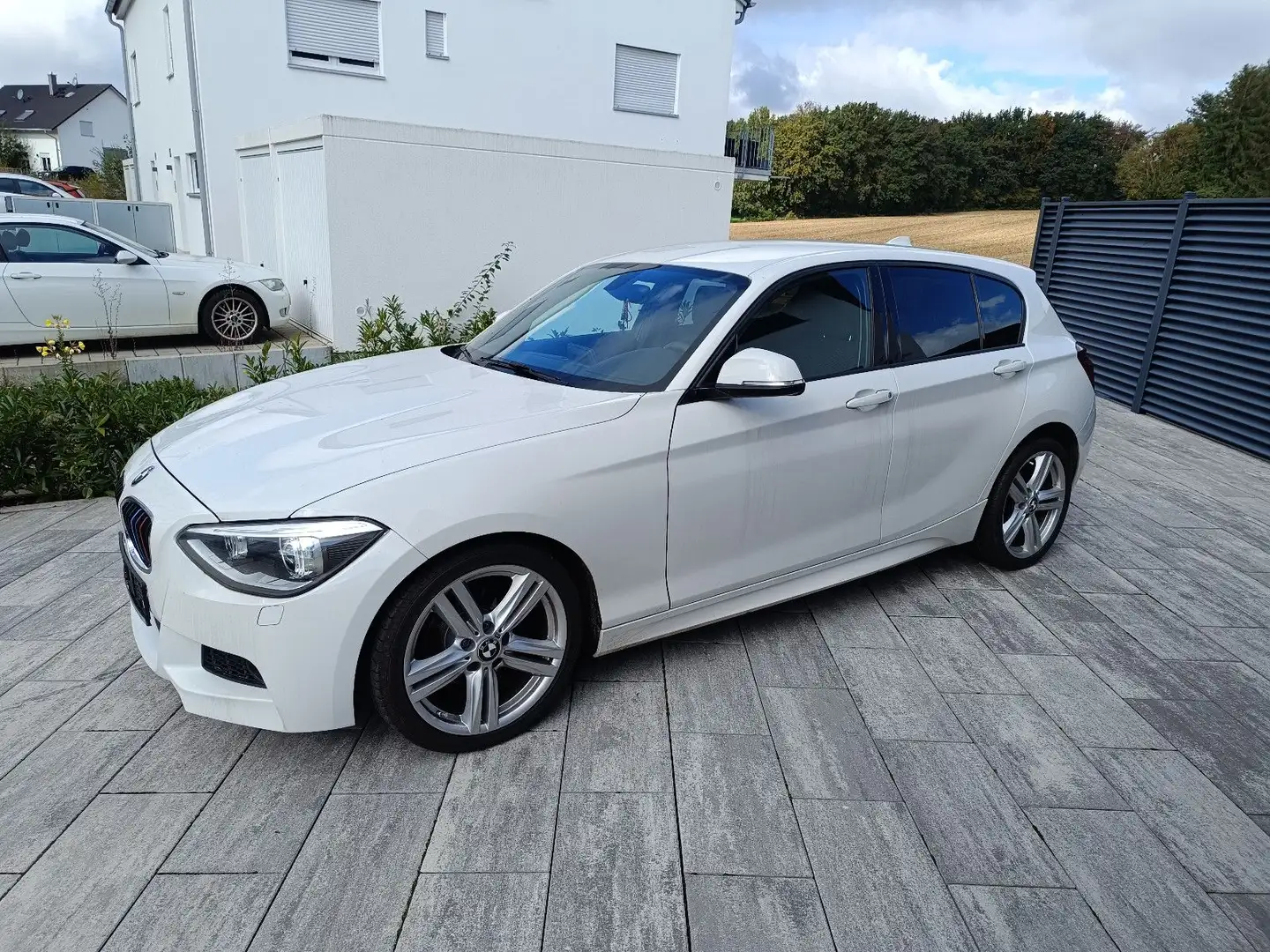 BMW 116 M-Paket Sport "171400 km*Navi*18 Zoll" Bílá - 1