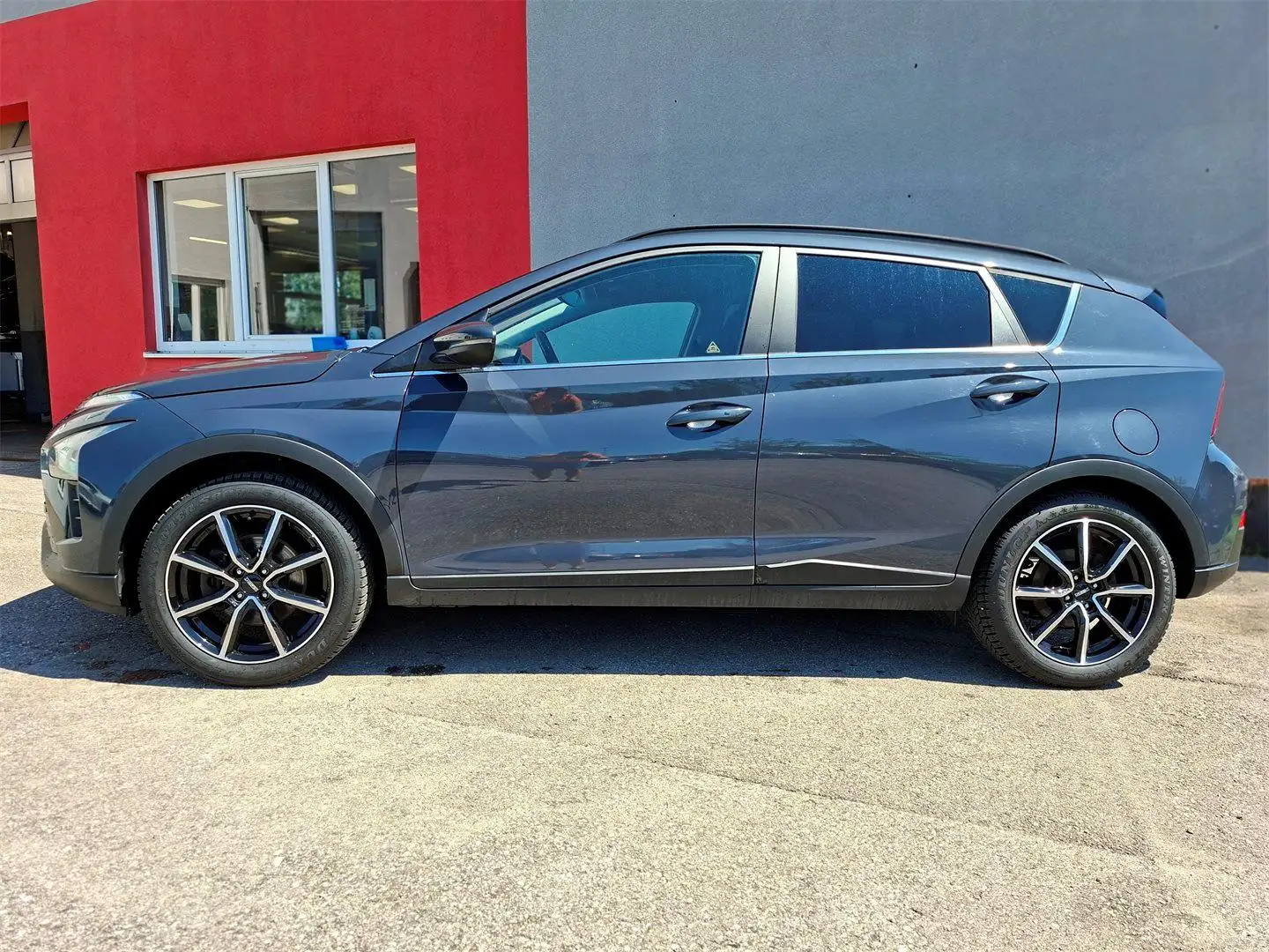 Hyundai BAYON Bayon 1,0 T-GDI Trend Line Grau - 2