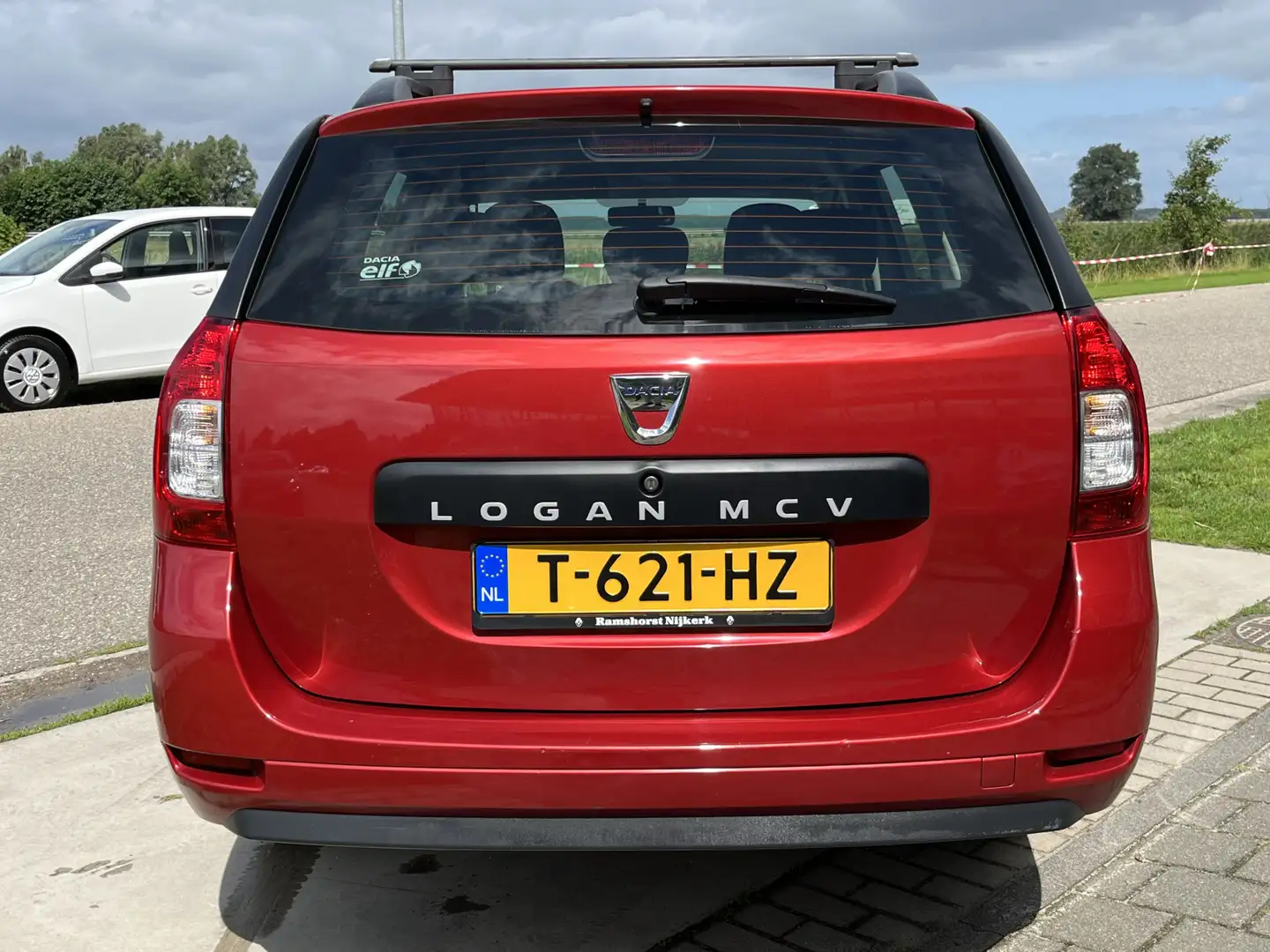 Dacia Logan MCV / Airco / Elektrisch Ramen / ABS / Bluetooth / Rojo - 2