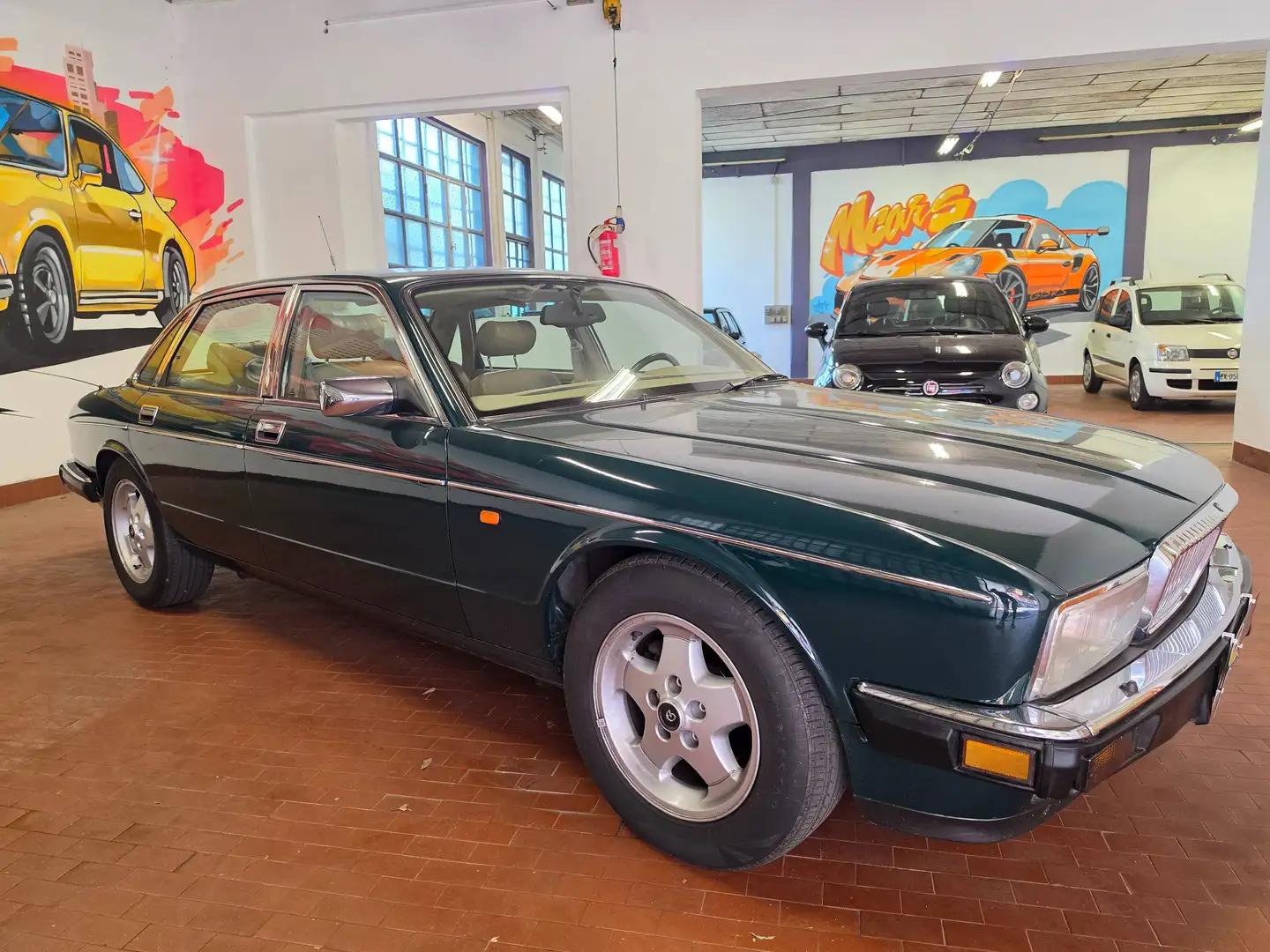 Daimler Sovereign Grün - 1