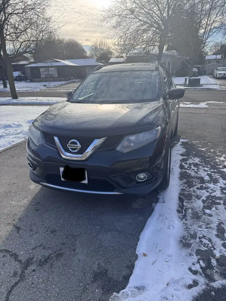Nissan Rogue снимка Nissan Rogue