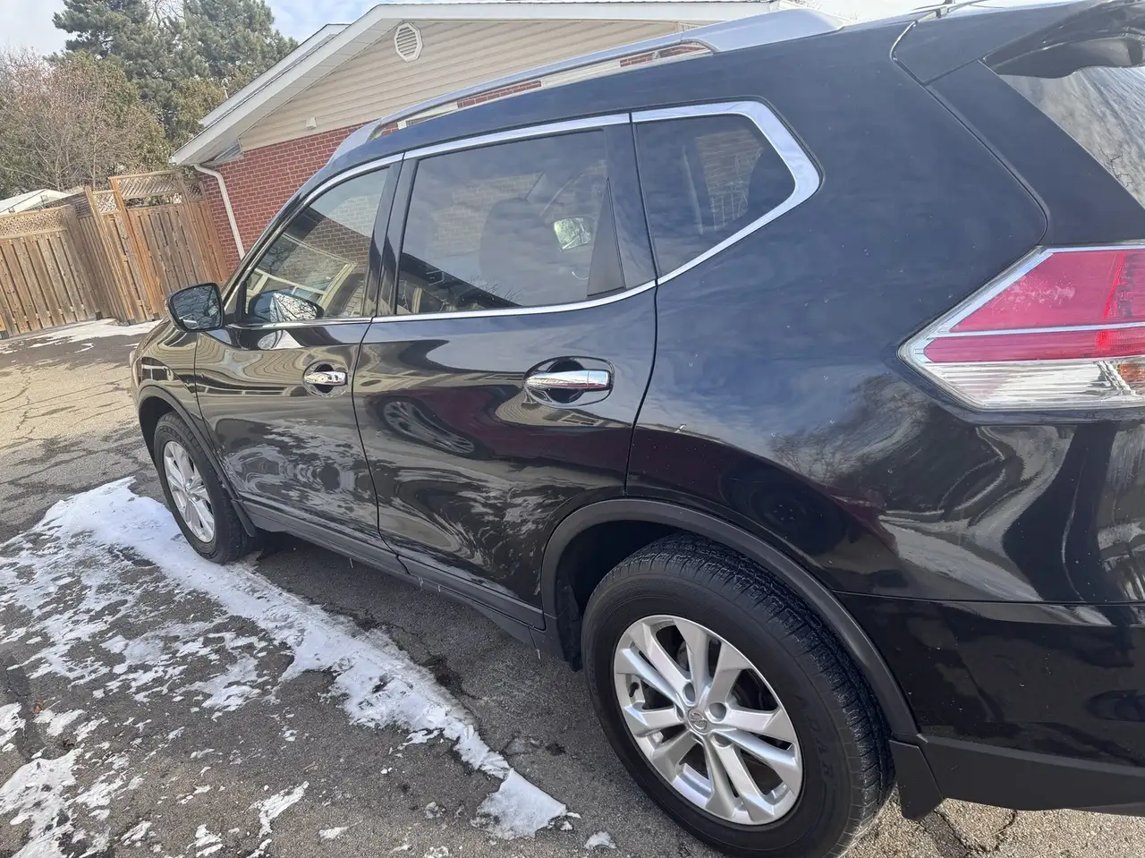 Nissan Rogue снимка Nissan Rogue