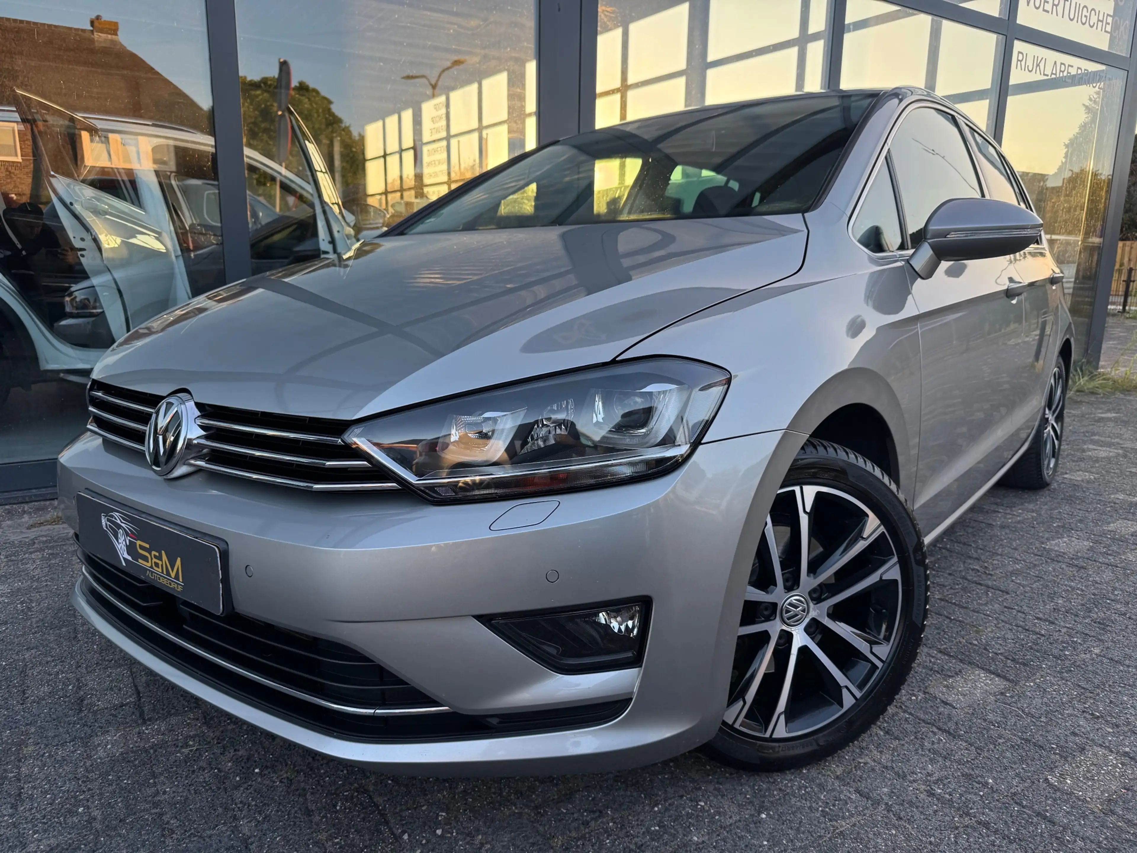 Volkswagen Golf Sportsvan 1.4 TSI Highline — photo 4