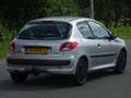 Peugeot 206 + 1.1 XR 2DE EIGENAAR 92DKM/NAP/ELEKRAM/APK Grijs - thumbnail 4