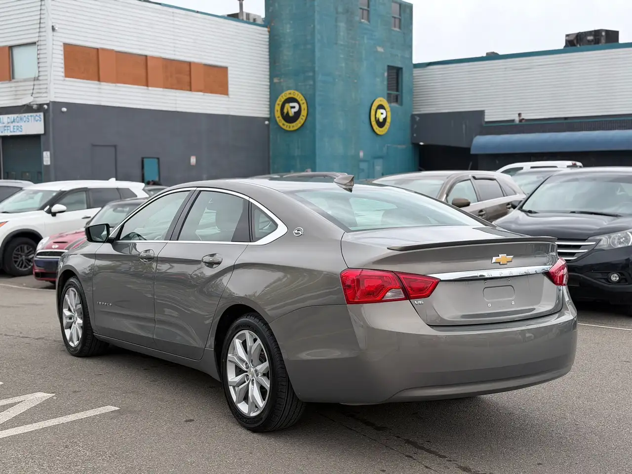 Chevrolet Impala снимка Chevrolet Impala
