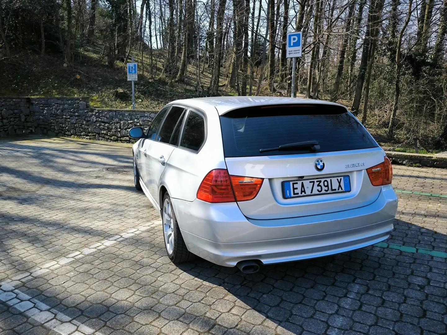 BMW 320 320d Touring Eletta 177cv - 1