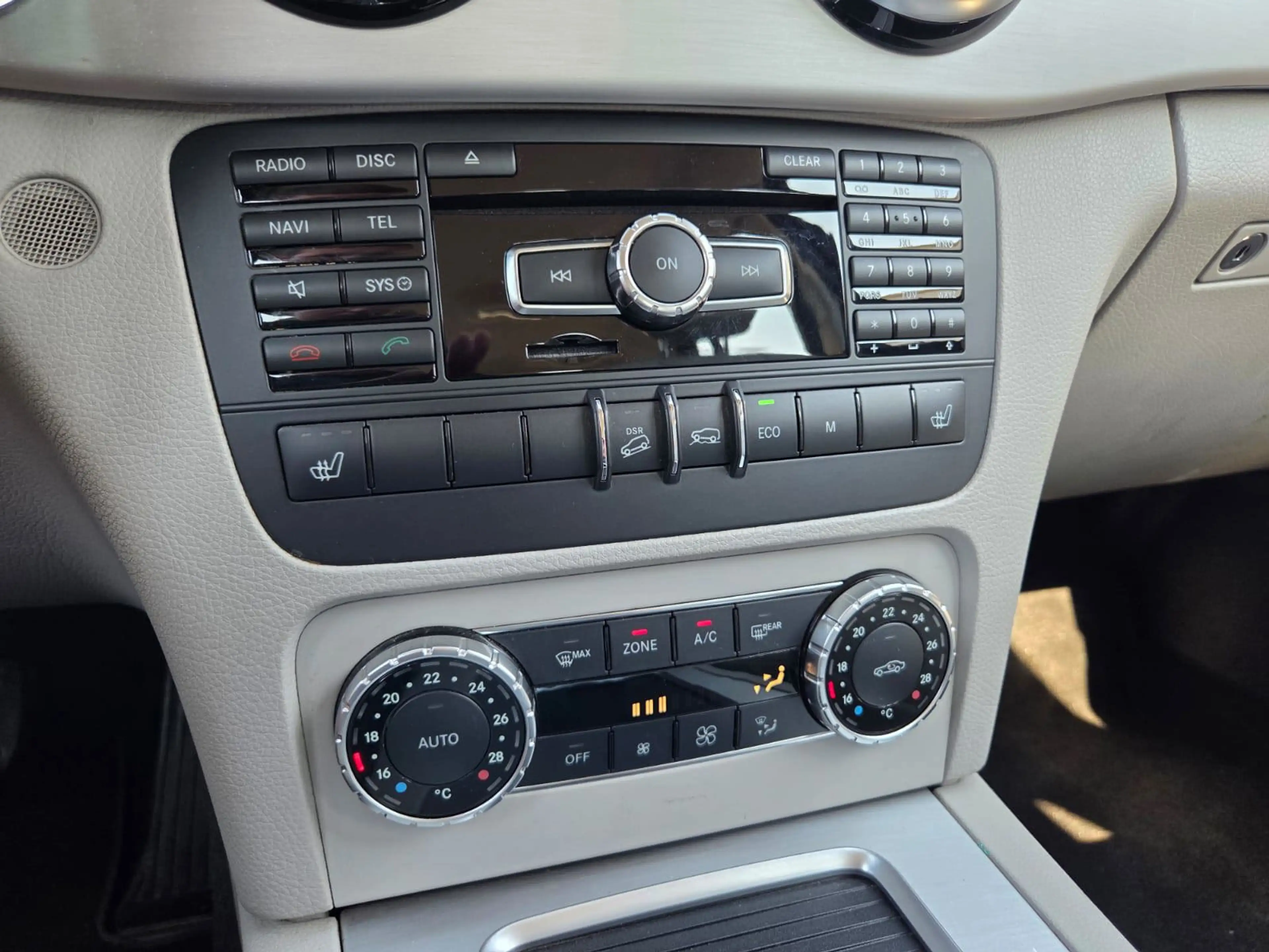 Mercedes-Benz GLK 220 CDI AUTOMAAT 4X4 FACELIFT !! — photo 13
