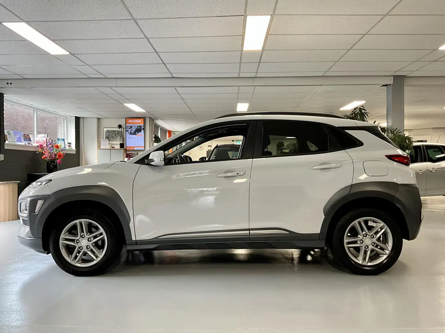 Hyundai KONA 1.0 T-GDI Fashion ** RIJKLAARPRIJS ** Wit - 2