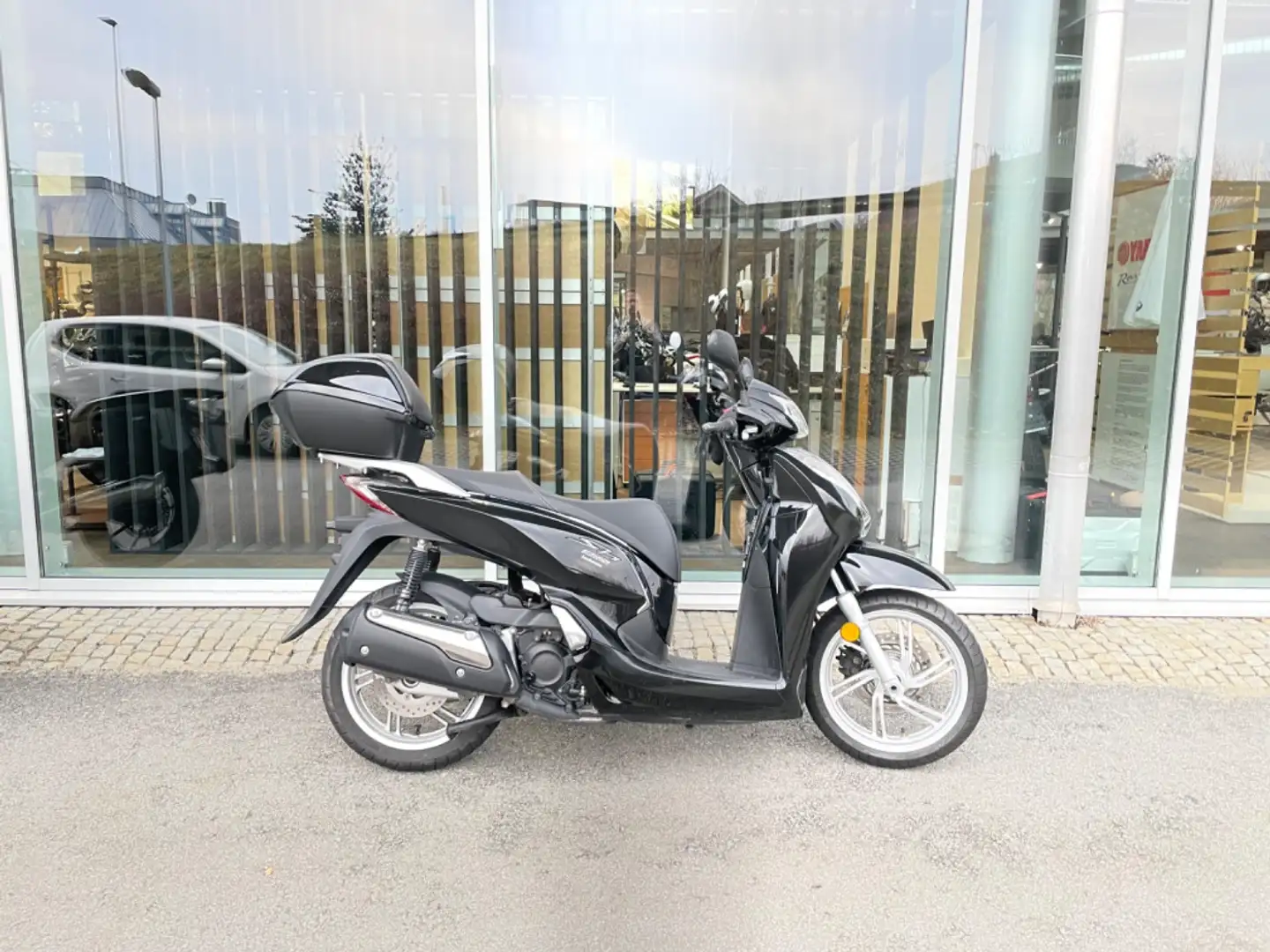 Honda SH 300 A Reifen + Kupplung NEU Siyah - 2