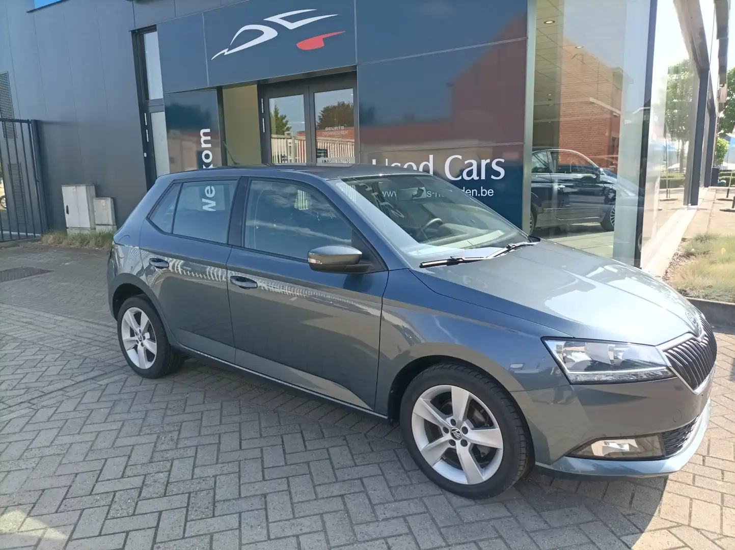 Skoda Fabia 1.0i Ambition Grijs - 2
