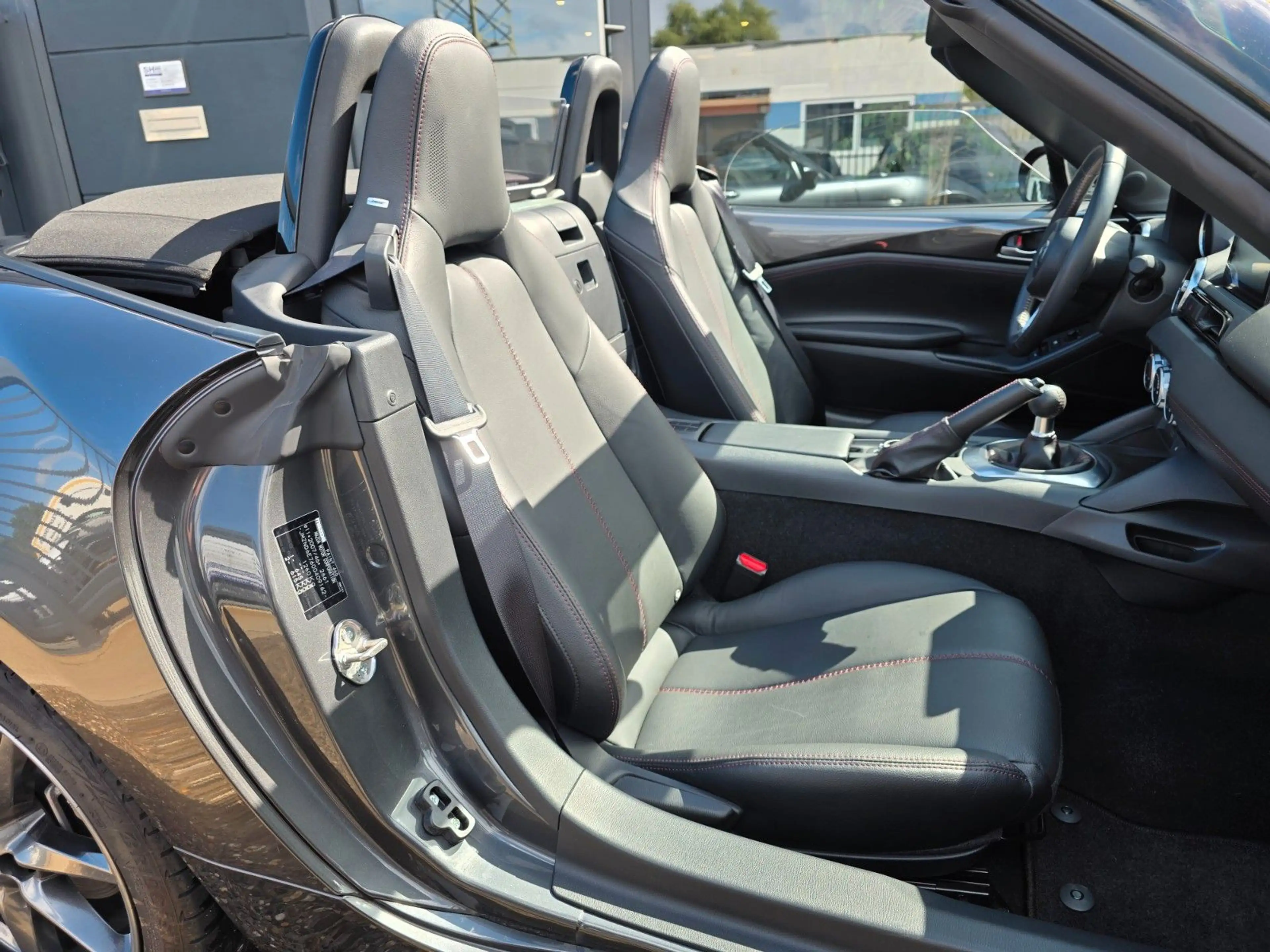 Mazda MX-5 Sports-Line 2.0-135KW LED — photo 11