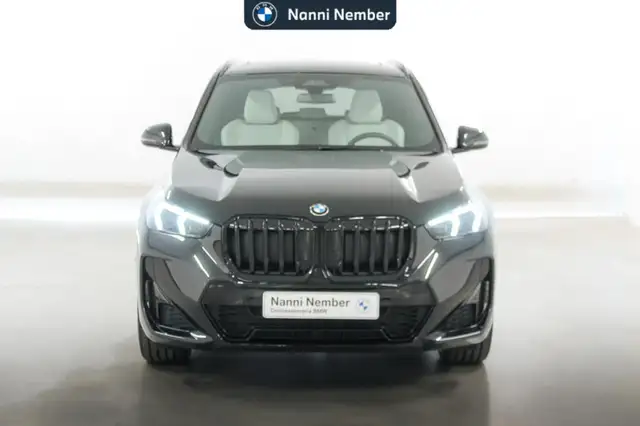 BMW X1 view 2