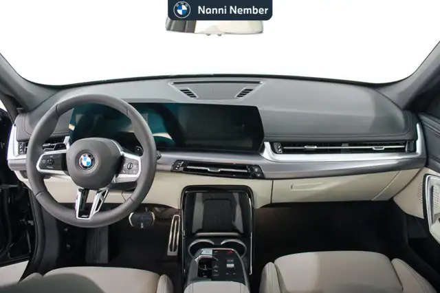 BMW X1 view 11