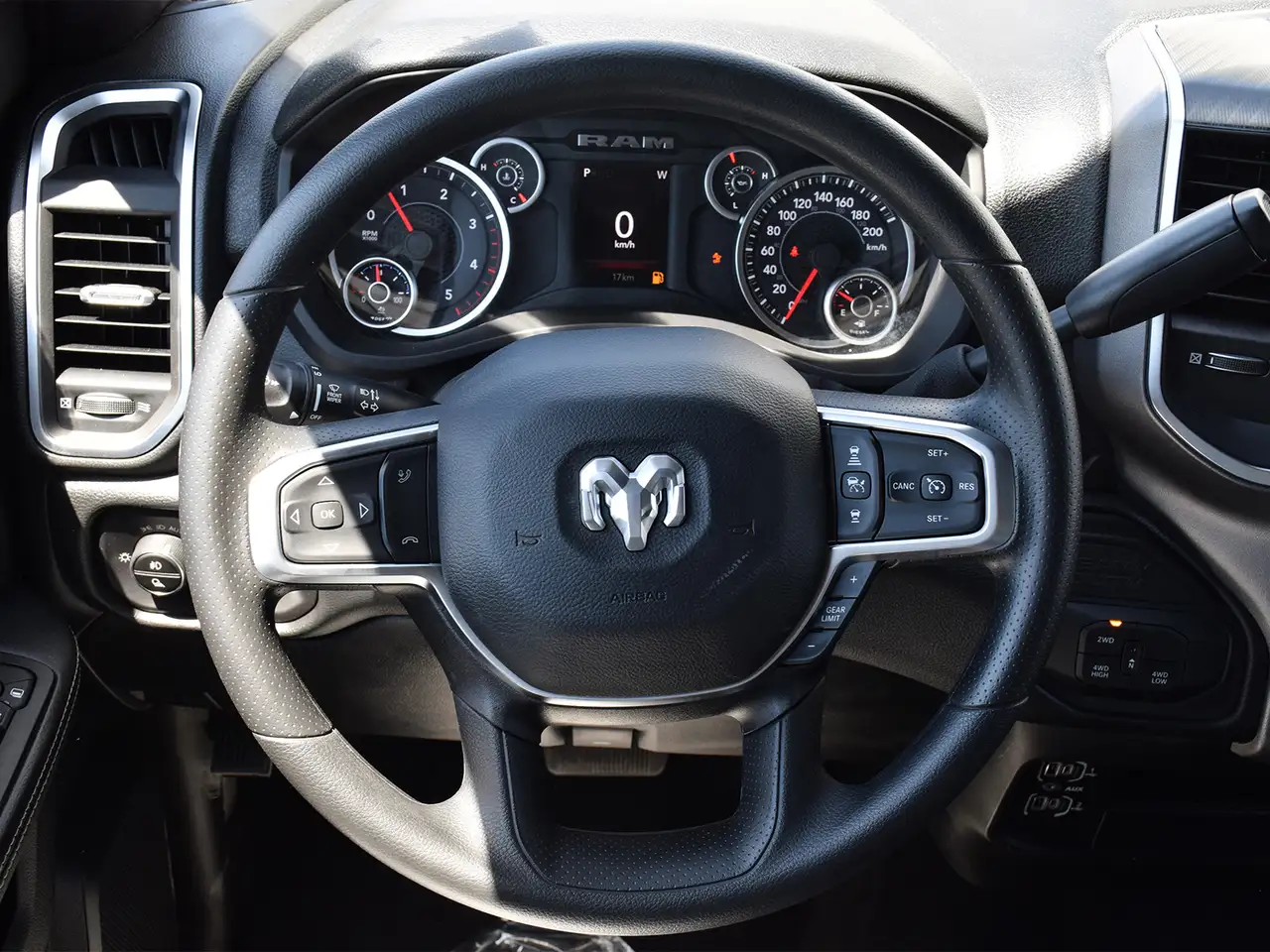 RAM 3500 снимка RAM 3500