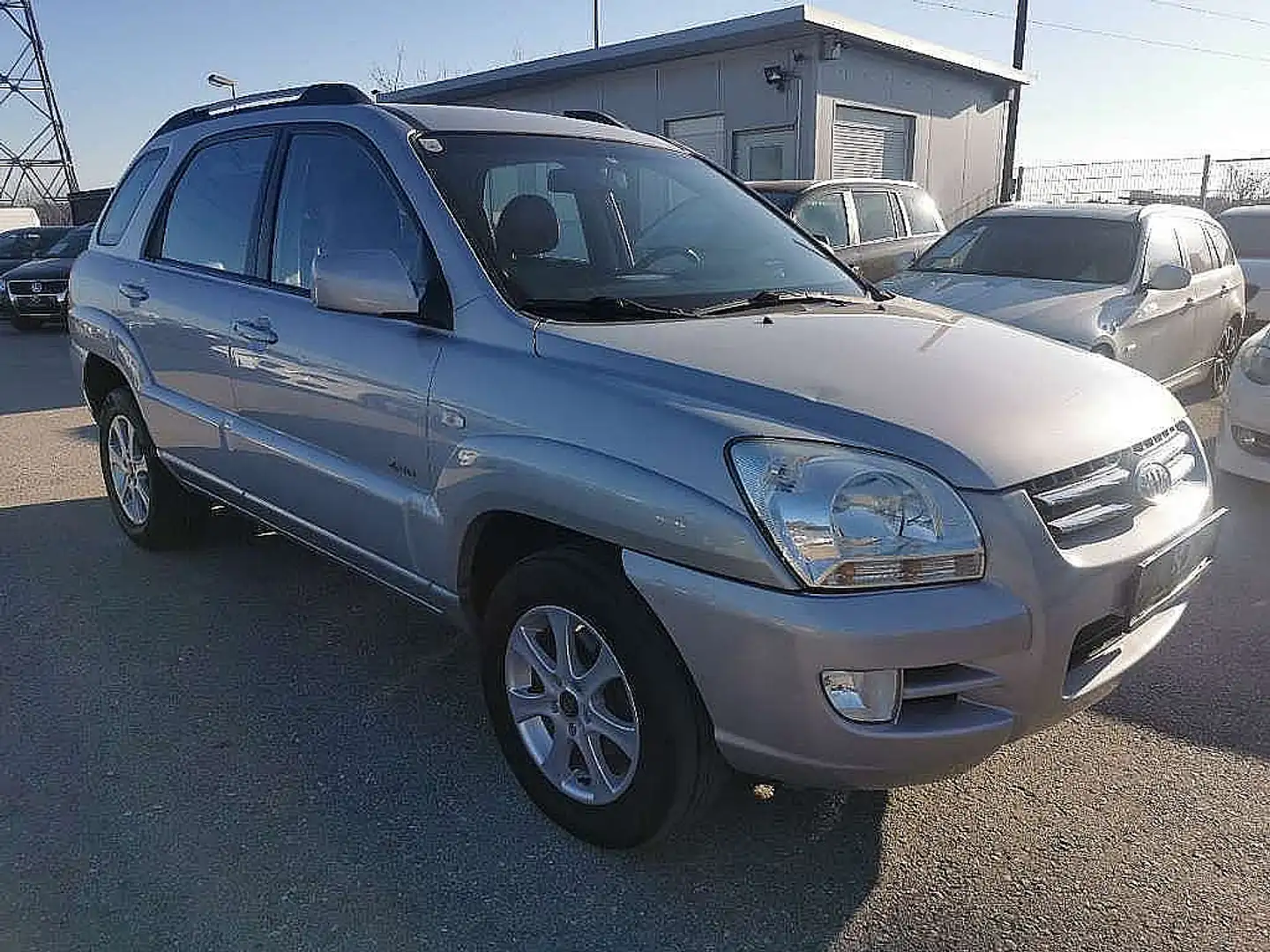 Kia Sportage Active 2,0 CRDi 4WD Grau - 1