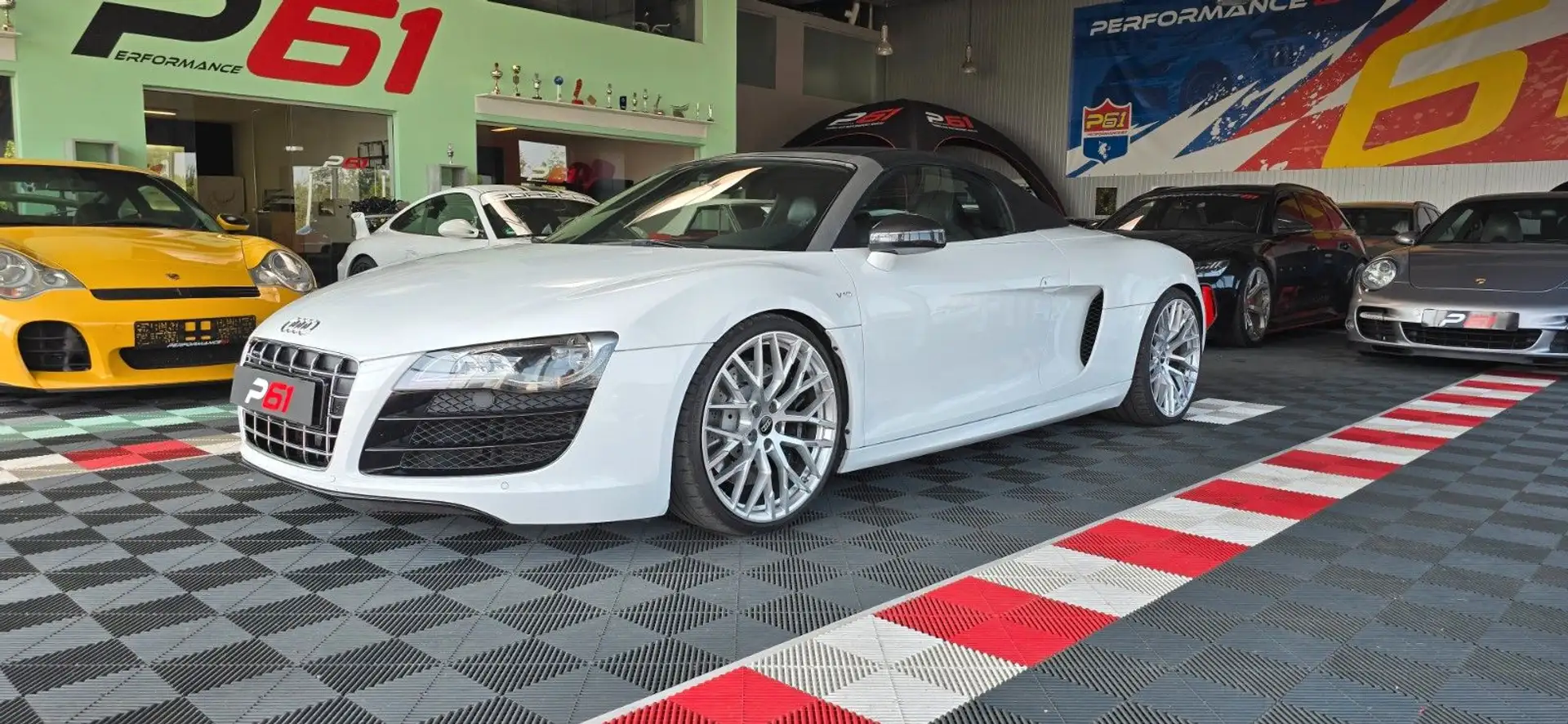 Audi R8 Spyder 5.2 FSI quattro Weiß - 1