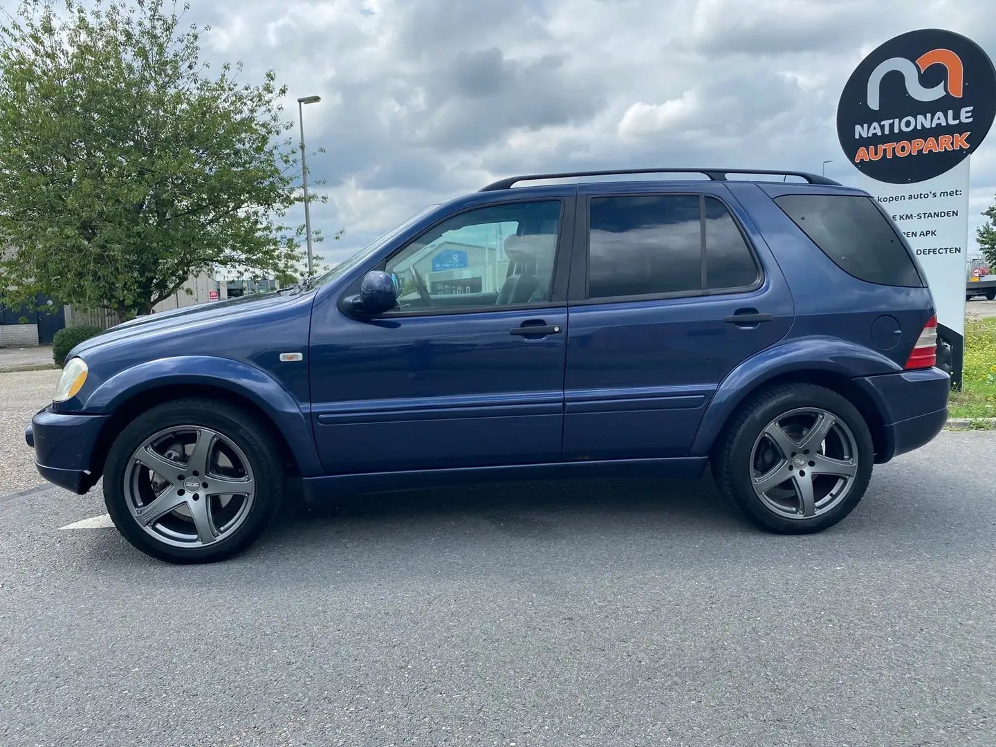 Mercedes-Benz ML 55 AMG M-klasse 2001 * * ELEC. RAMEN * AIRCO * CRUISE CON Синий - 2