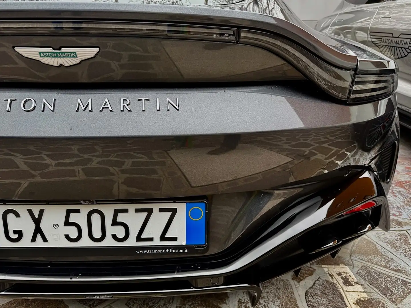 Aston Martin Vantage Vantage III Coupe Coupe 4.0 V8 auto - leggere bene Grigio - 2