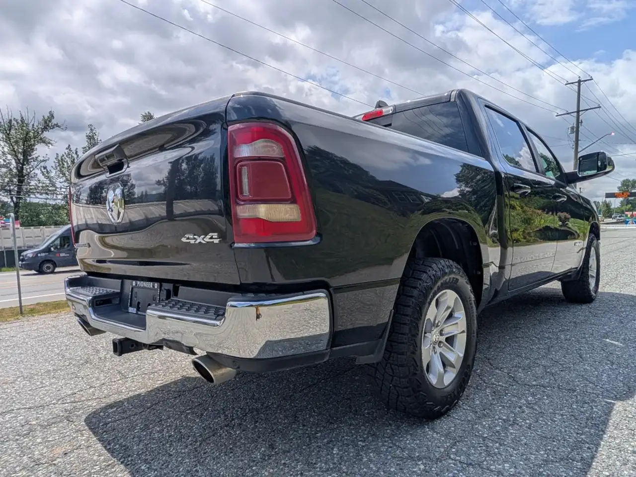 RAM 1500 снимка RAM 1500