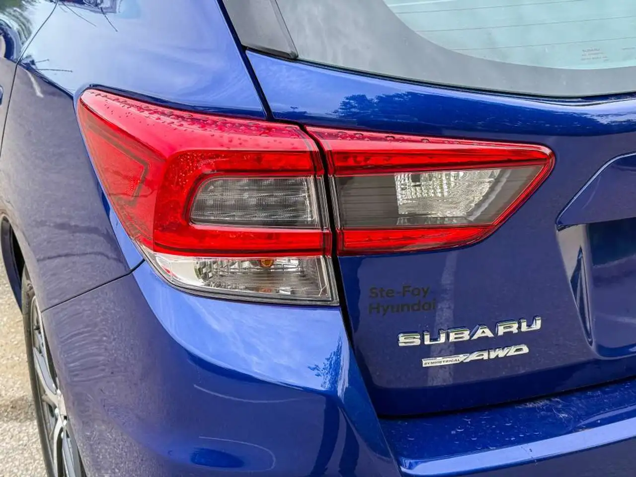 Subaru Impreza снимка Subaru Impreza
