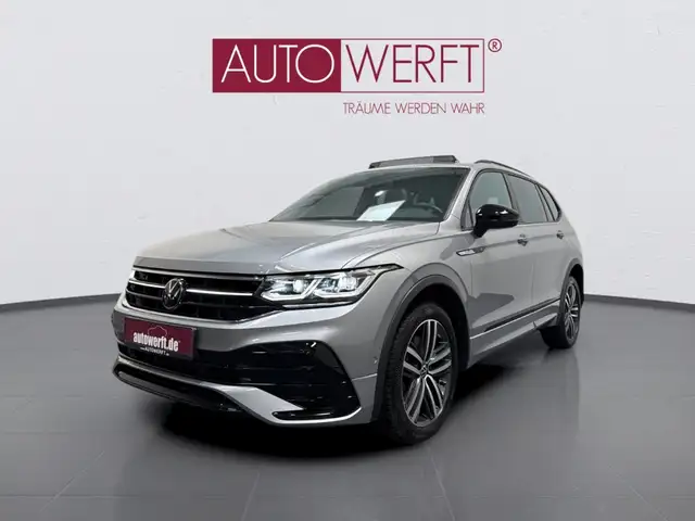 Volkswagen Tiguan Allspace 2.0 TDI 4M DSG 3x R LINE BLACK 7 SITZER MARTIX PAN