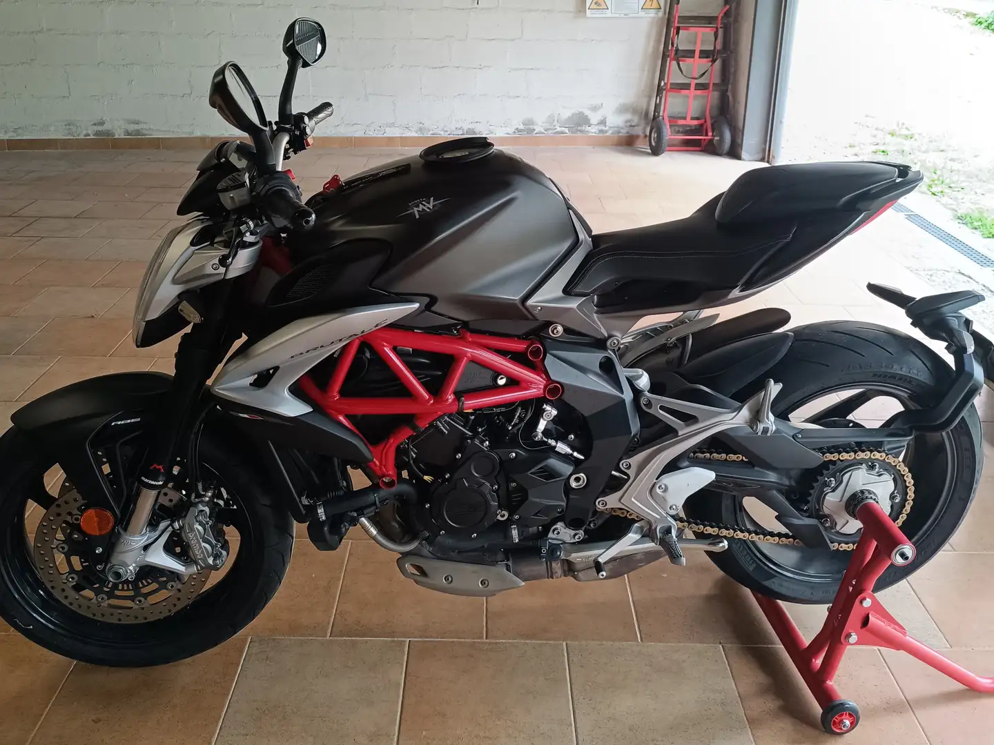 MV Agusta Brutale 800 2016 EAS/ABS Nero - 1