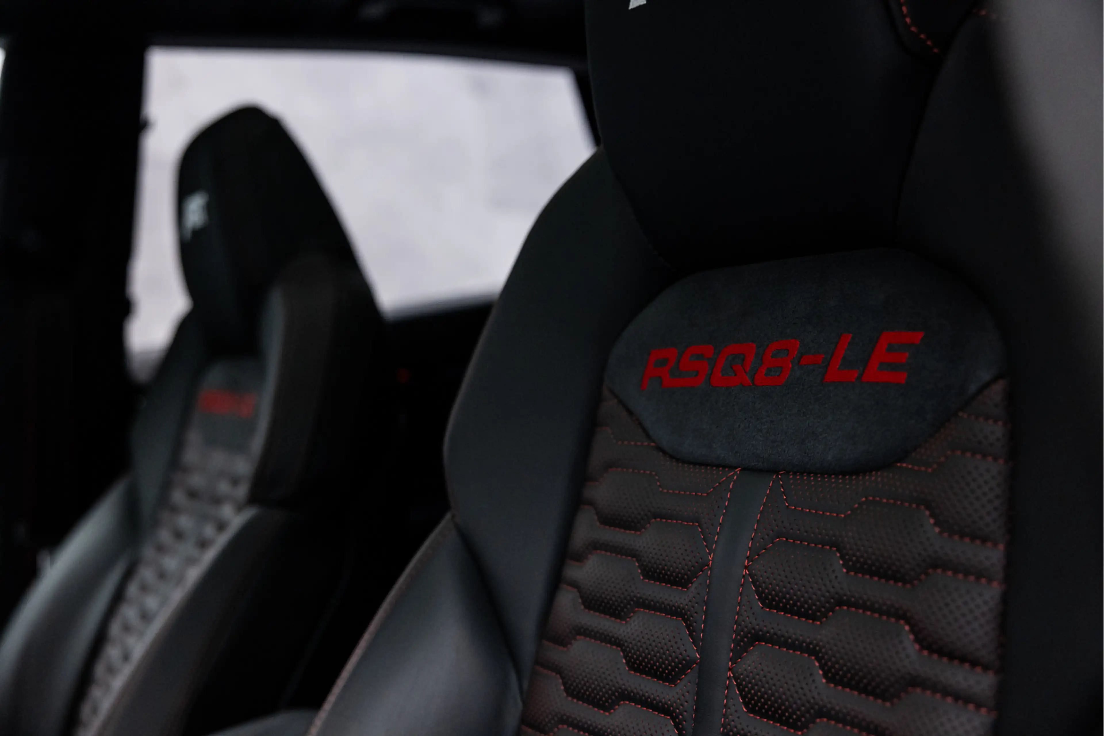 Audi RS Q8 4.0 TFSI Performance 760 PK ABT Legacy Edition 1/1 — photo 37