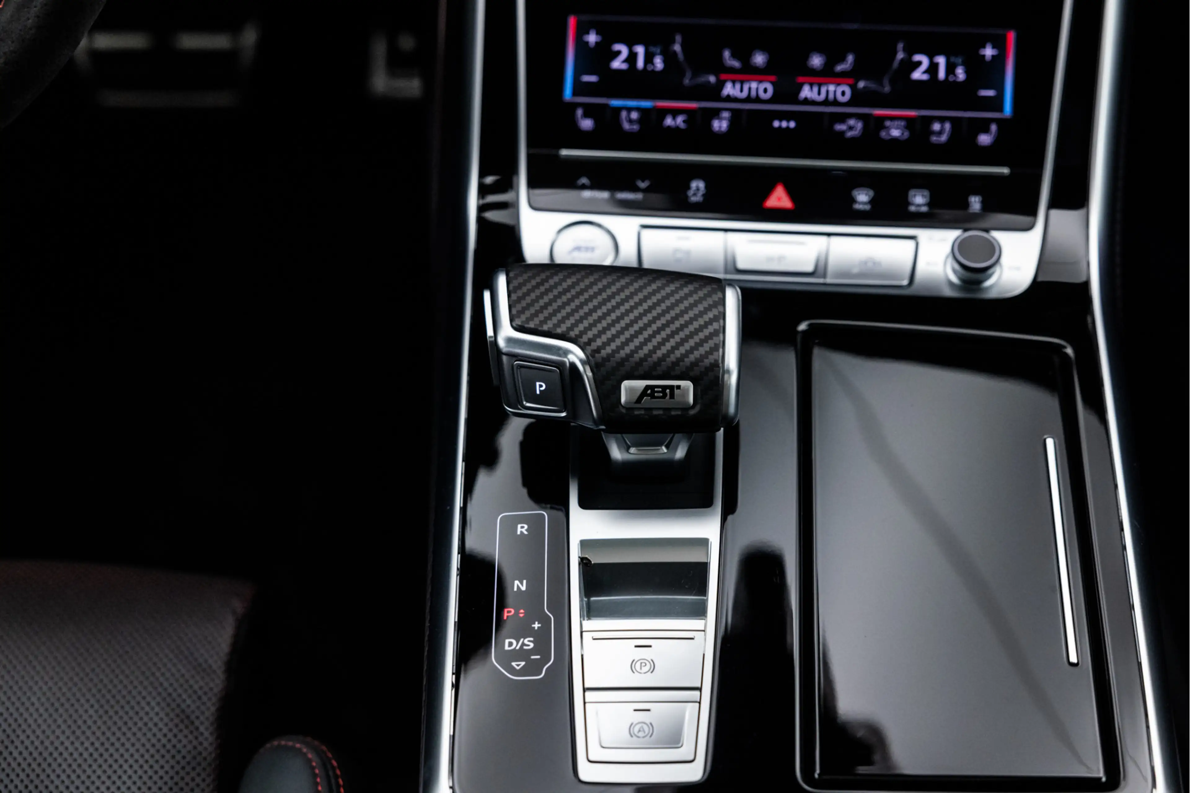 Audi RS Q8 4.0 TFSI Performance 760 PK ABT Legacy Edition 1/1 — photo 31