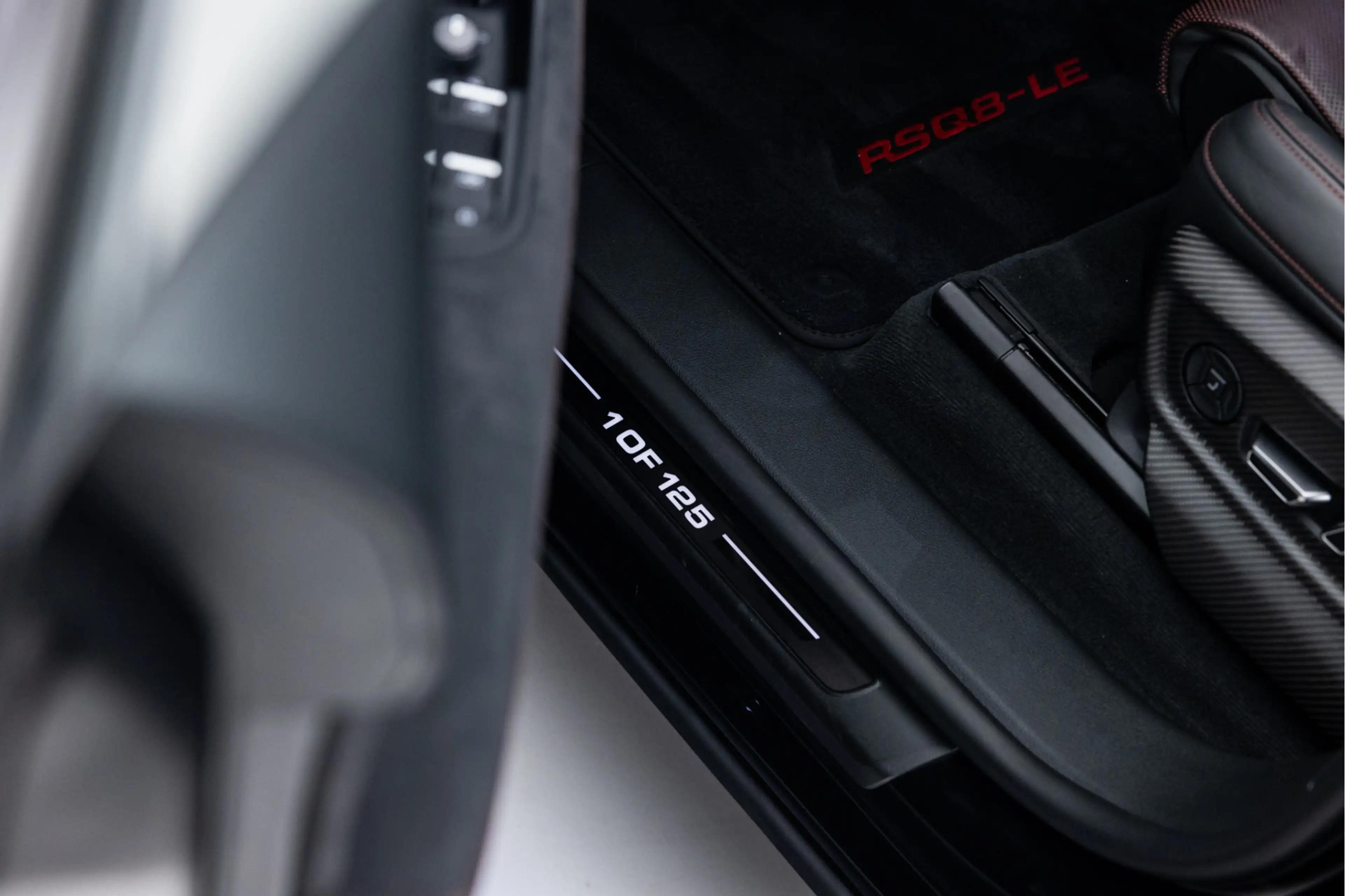 Audi RS Q8 4.0 TFSI Performance 760 PK ABT Legacy Edition 1/1 — photo 33