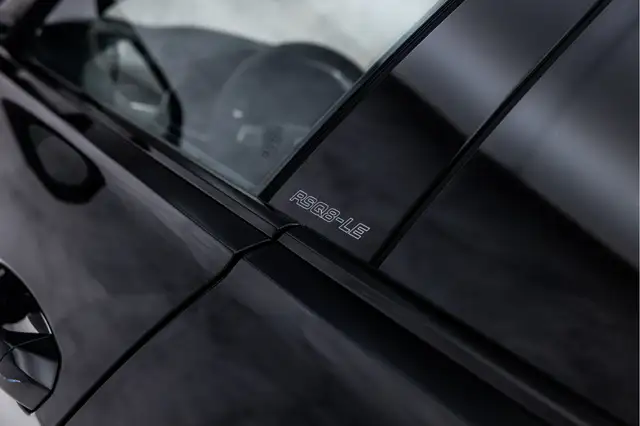 Audi RS Q8 view 19