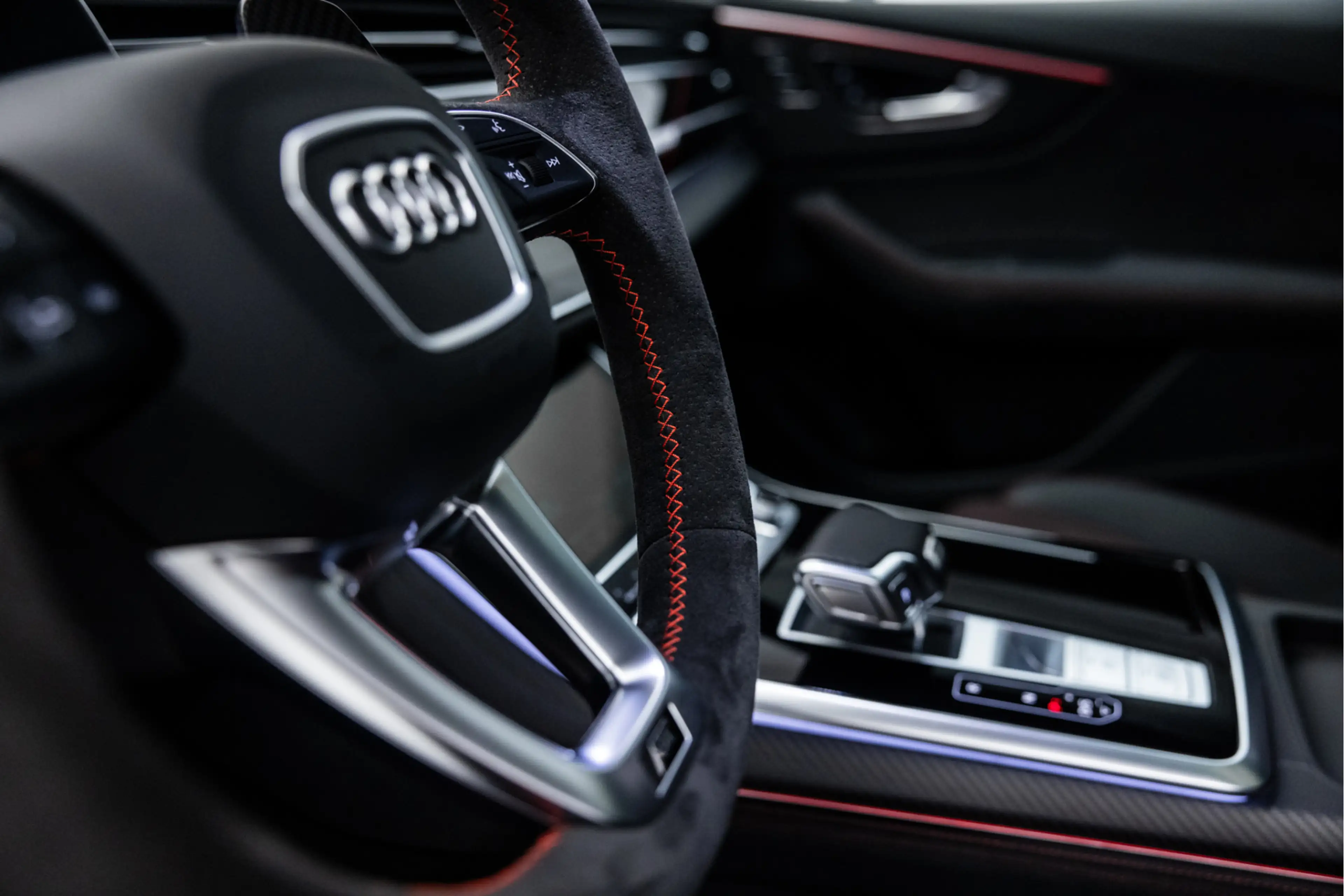 Audi RS Q8 4.0 TFSI Performance 760 PK ABT Legacy Edition 1/1 — photo 39