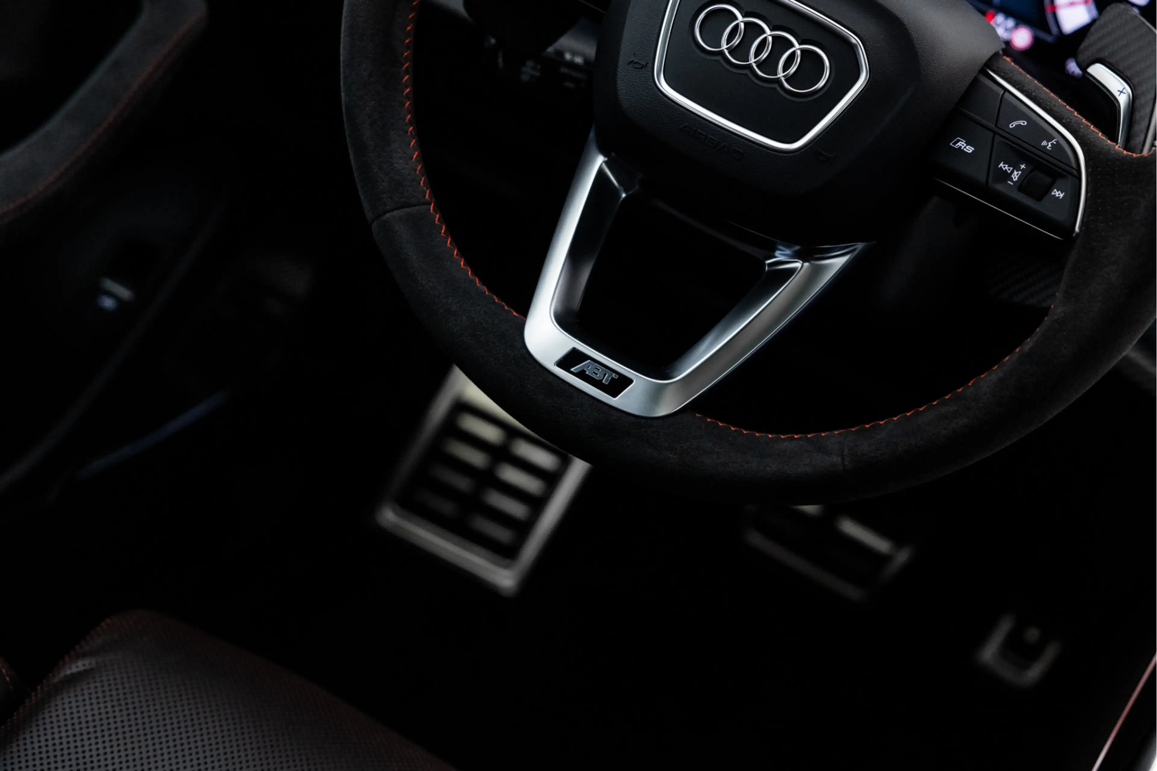 Audi RS Q8 4.0 TFSI Performance 760 PK ABT Legacy Edition 1/1 — photo 27