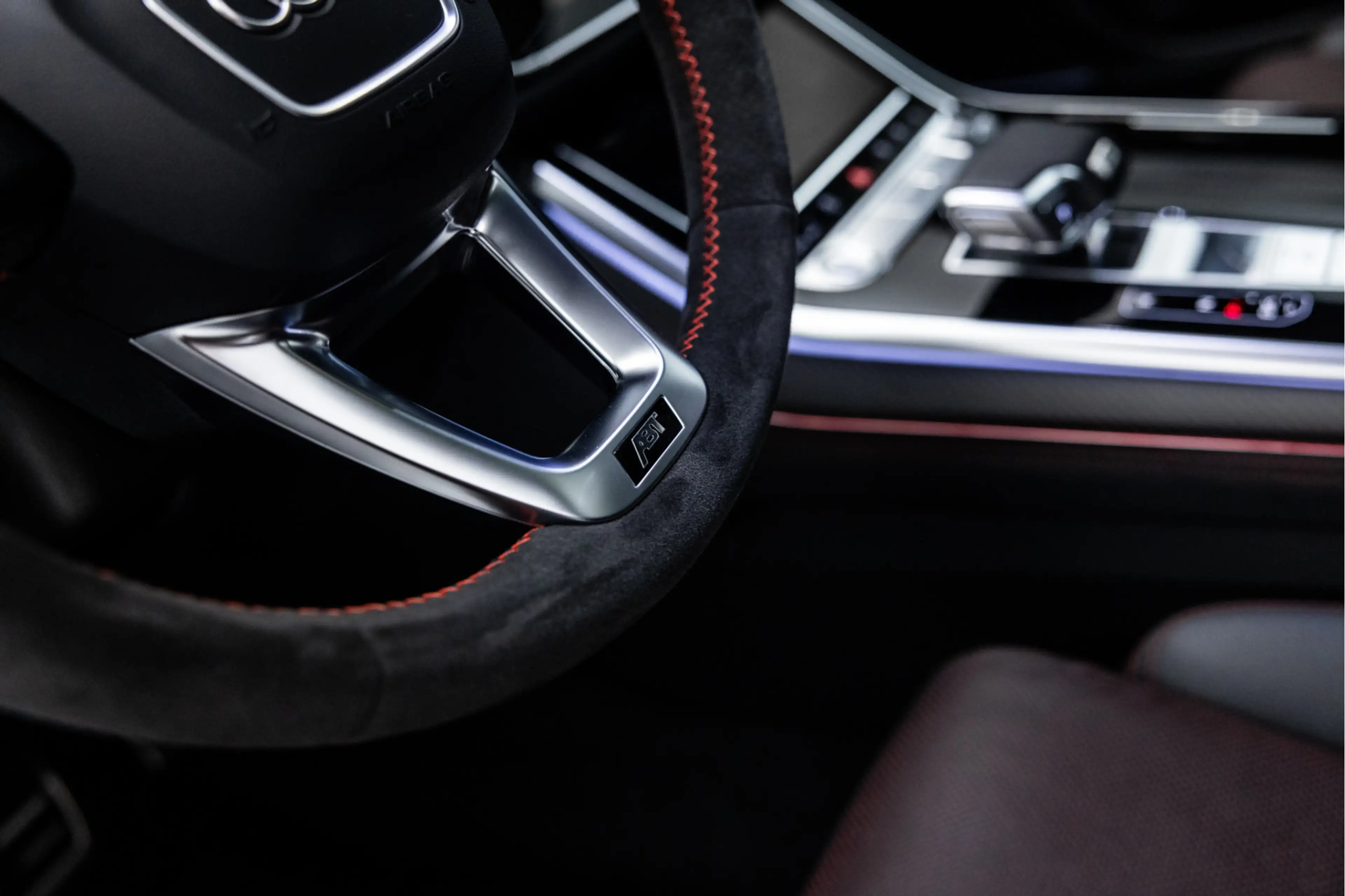 Audi RS Q8 4.0 TFSI Performance 760 PK ABT Legacy Edition 1/1 — photo 40
