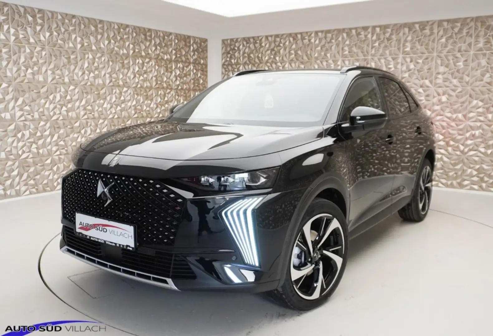 DS Automobiles DS 7 BlueHDi 130 ETOILE Schwarz - 1
