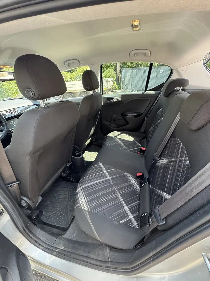 Opel Corsa-e Silber - 1