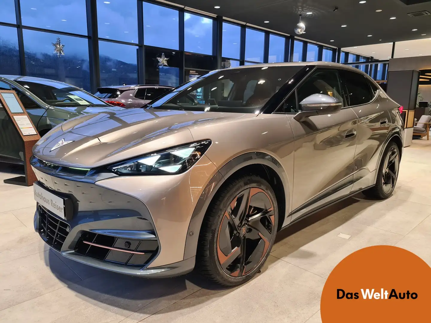 CUPRA Tavascan VZ Adrenaline 4Drive250kW/340PS Braun - 1