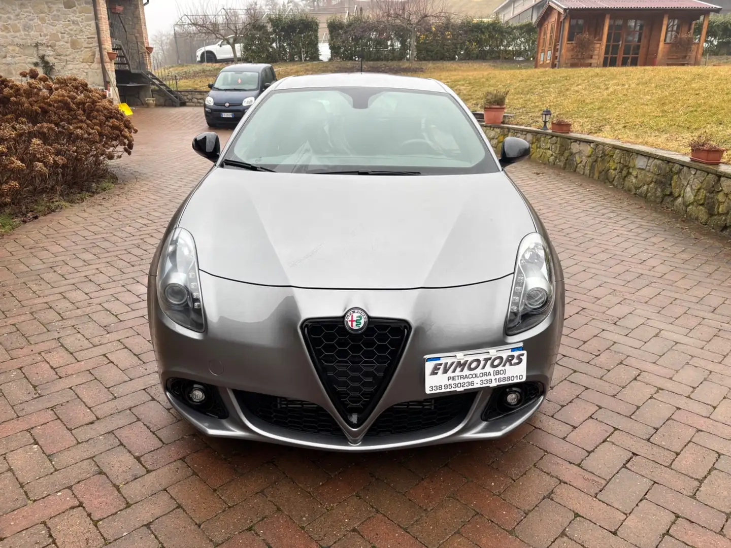 Alfa Romeo Giulietta Giulietta 1.6 JTDm-2 120 CV Distinctive Gris - 1