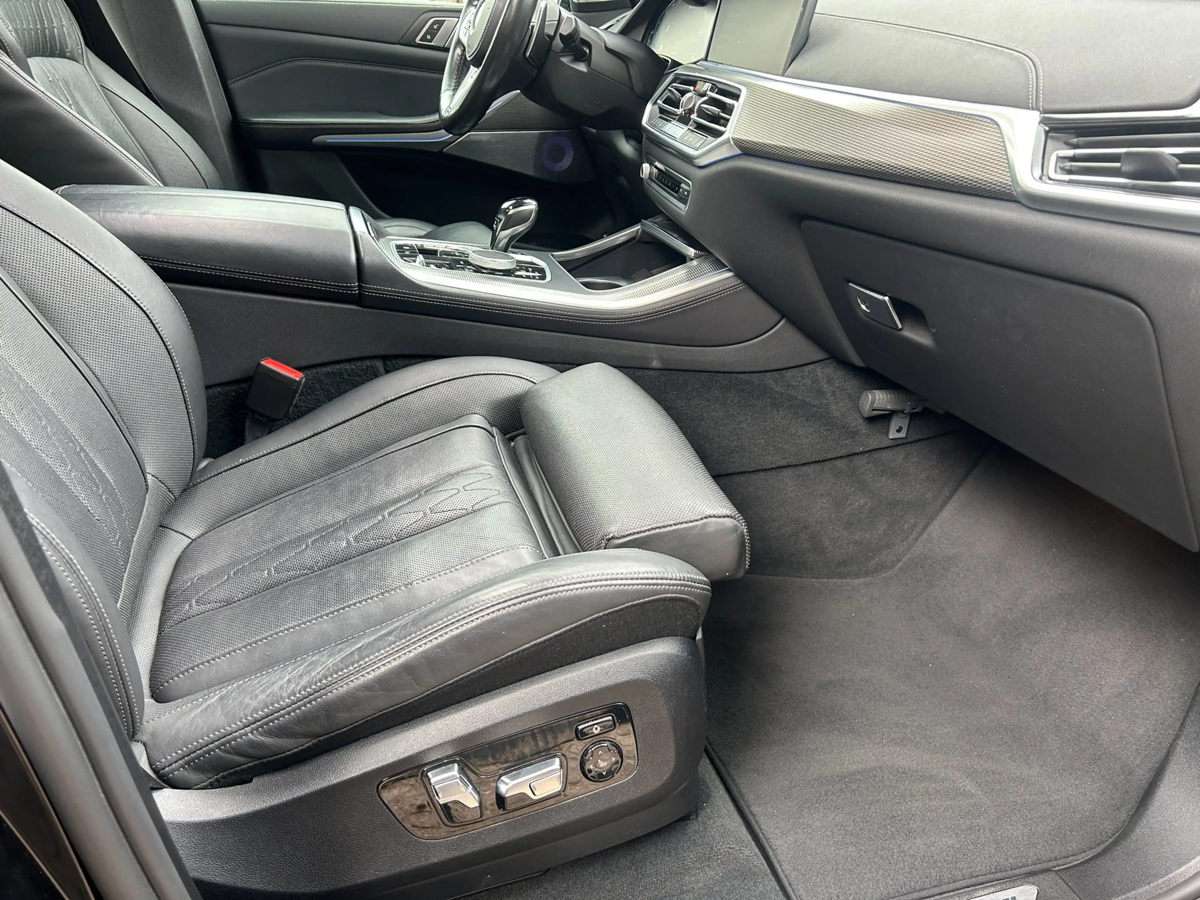 BMW X5 XDrive45e M-sport, B&W, Sky Lounge, Laser, Massage — photo 13