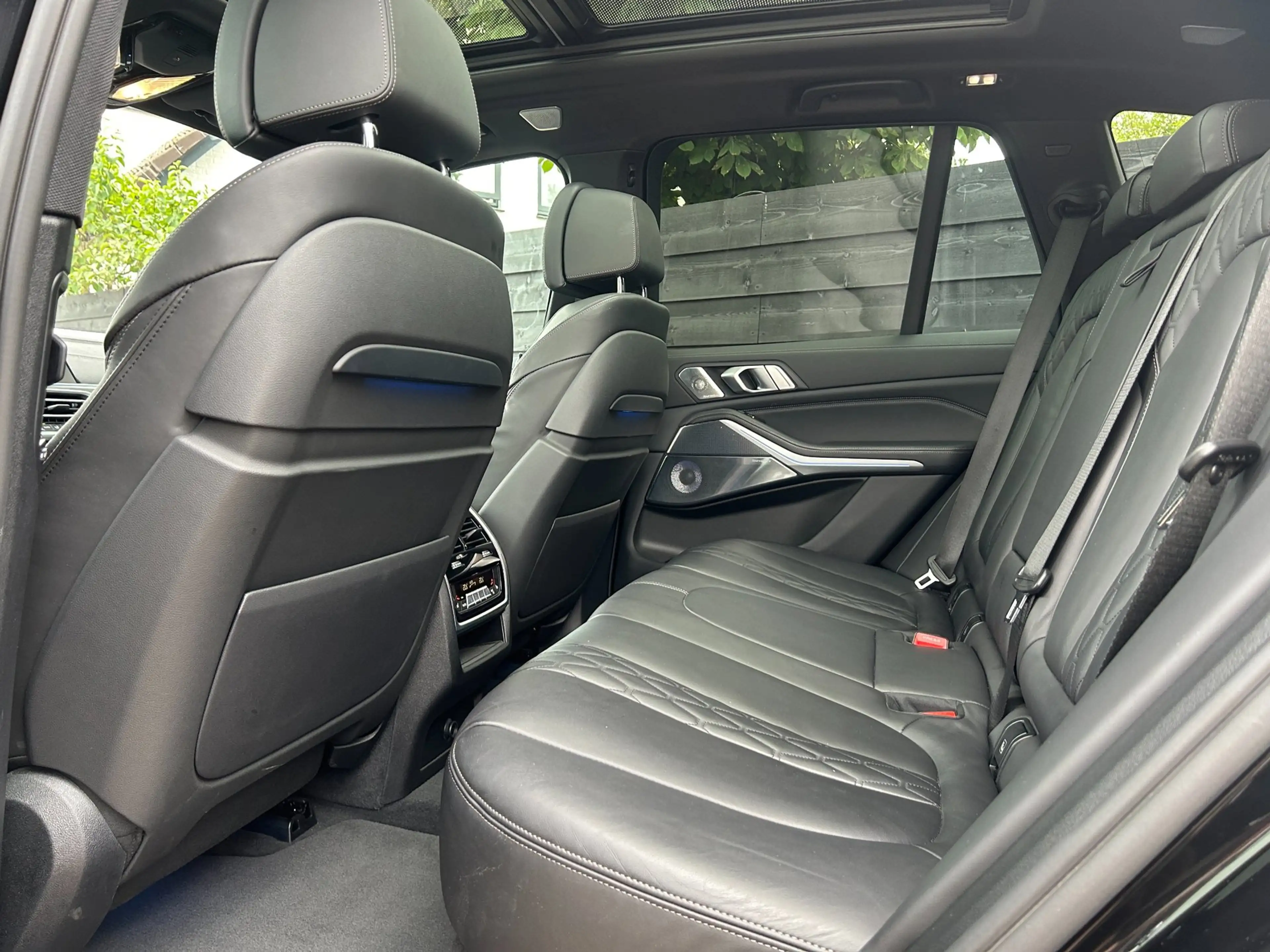 BMW X5 XDrive45e M-sport, B&W, Sky Lounge, Laser, Massage — photo 15