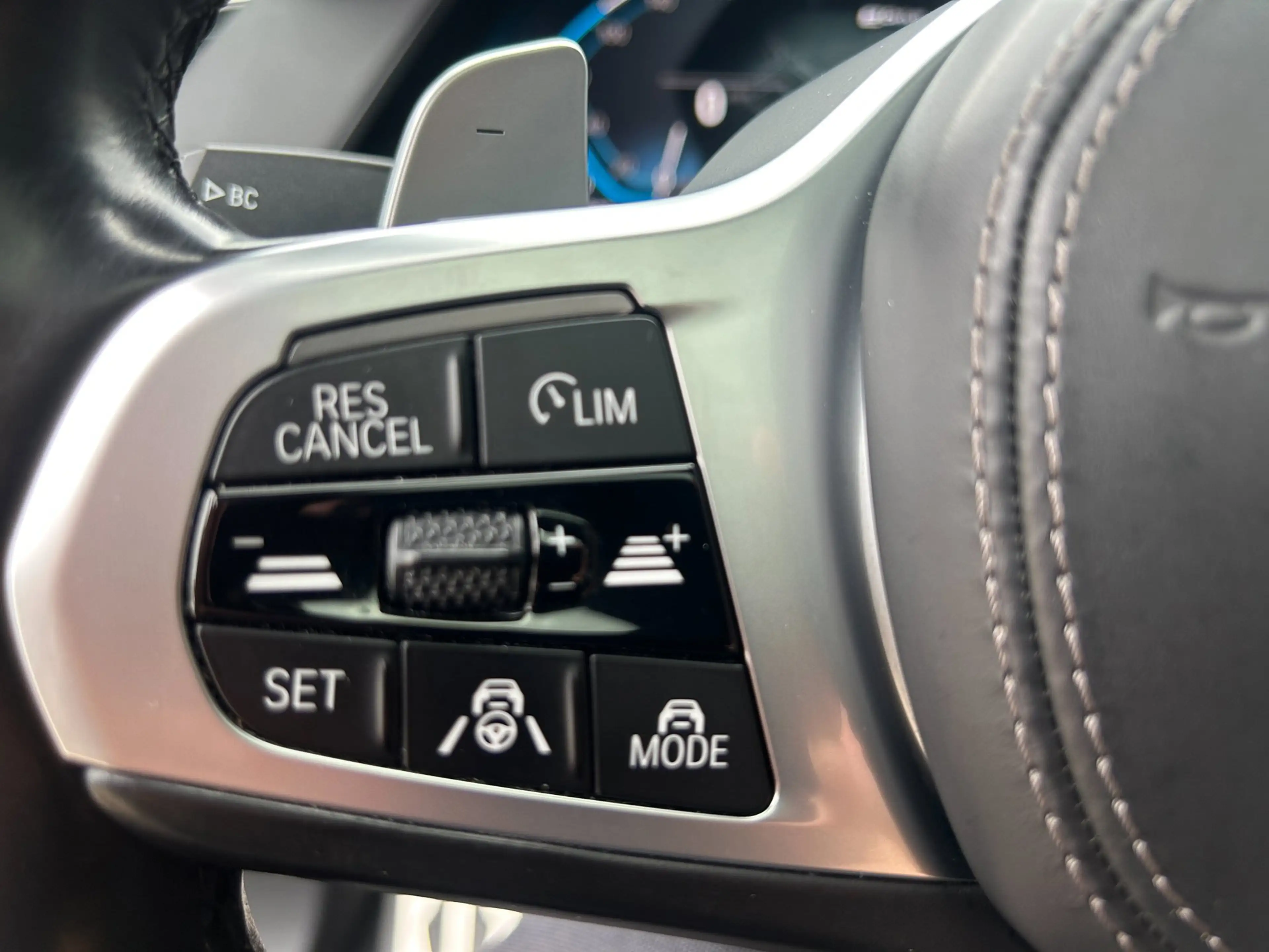 BMW X5 XDrive45e M-sport, B&W, Sky Lounge, Laser, Massage — photo 22