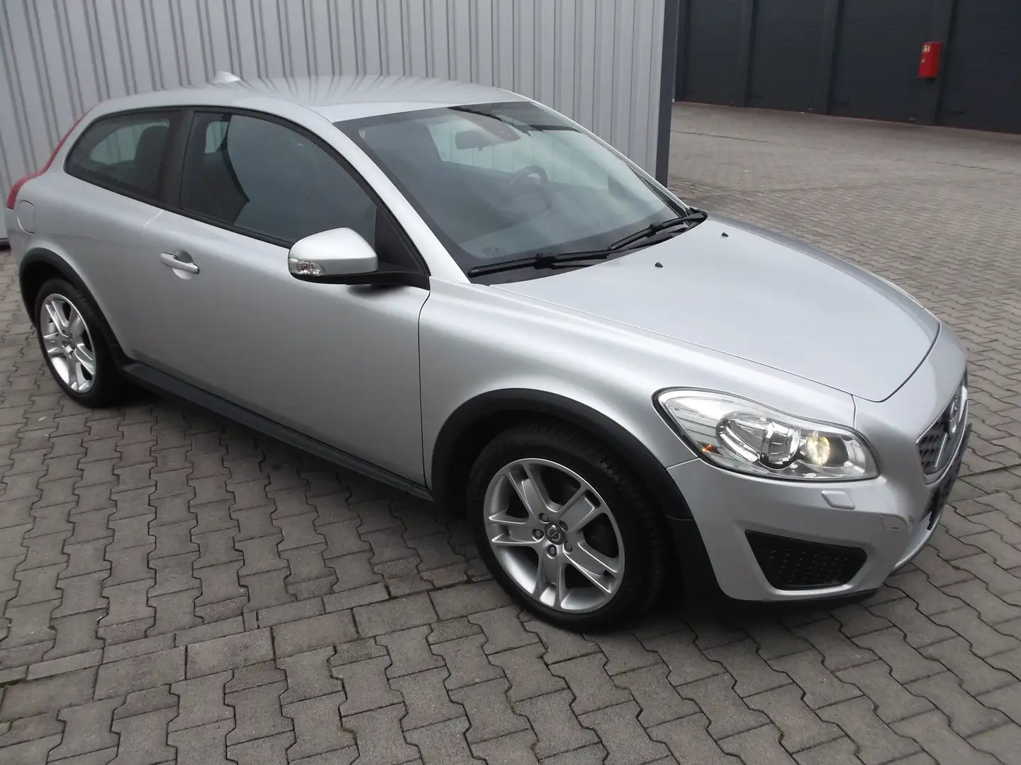 Volvo C30 2.0 SPORT.TÜV07.2027..MET.17ZOLL.ALU.DSTC.XENON Silber - 1