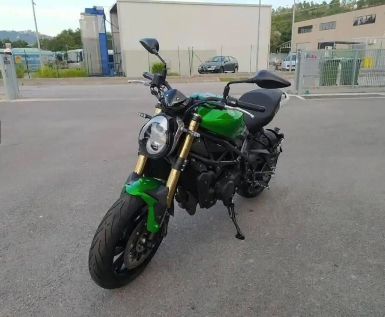 Benelli 752 S - 2