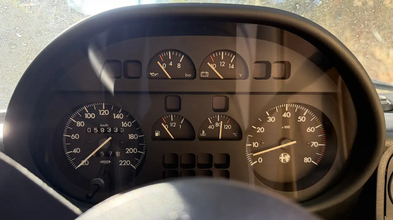 Alfa Romeo Spider 1600 (1990) — 59 000 km d’origin, foto 8