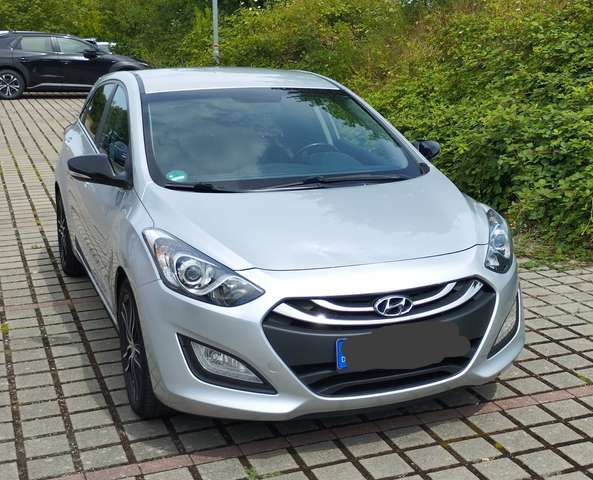 Imagine Hyundai i30 1.6 Fifa World Cup Edition