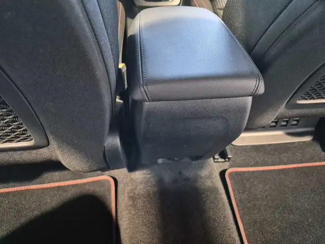 Ford Focus view 13