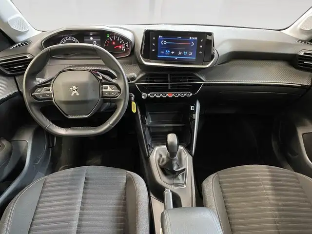 Peugeot 208 view 6